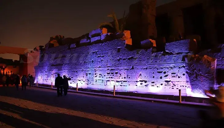 Ce que valent vraiment les spectacles son et lumière du soir à Louxor